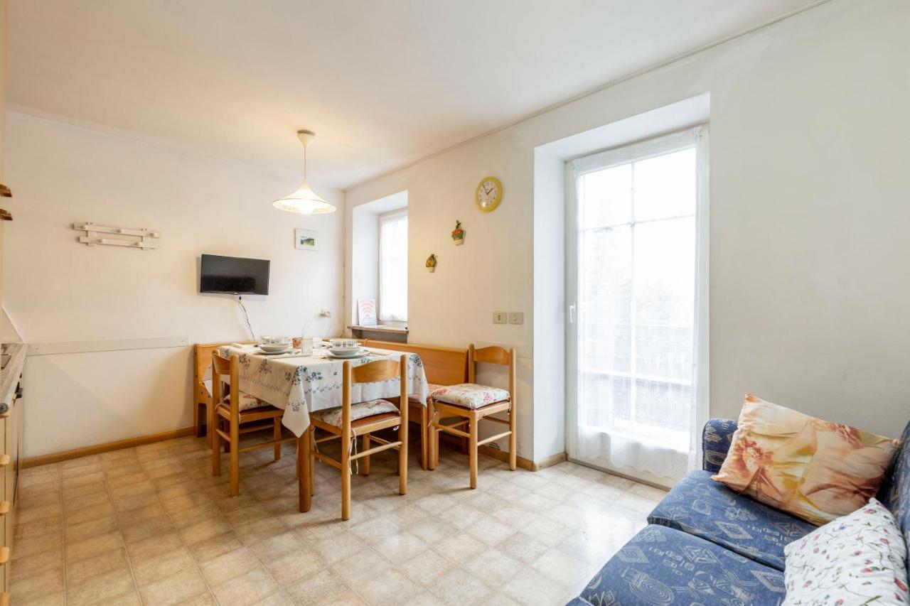 Apartamento Casa Riz Campitello di Fassa Exterior foto