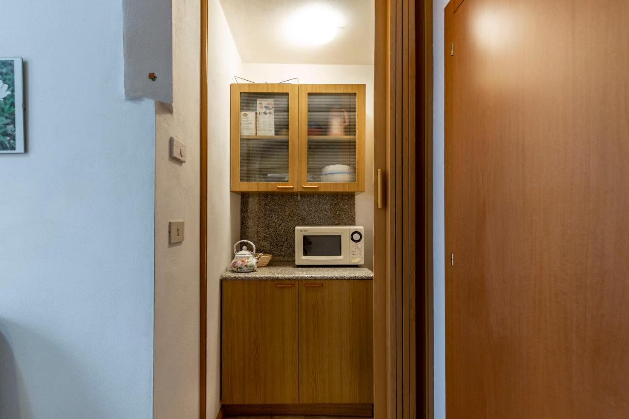 Apartamento Casa Riz Campitello di Fassa Exterior foto