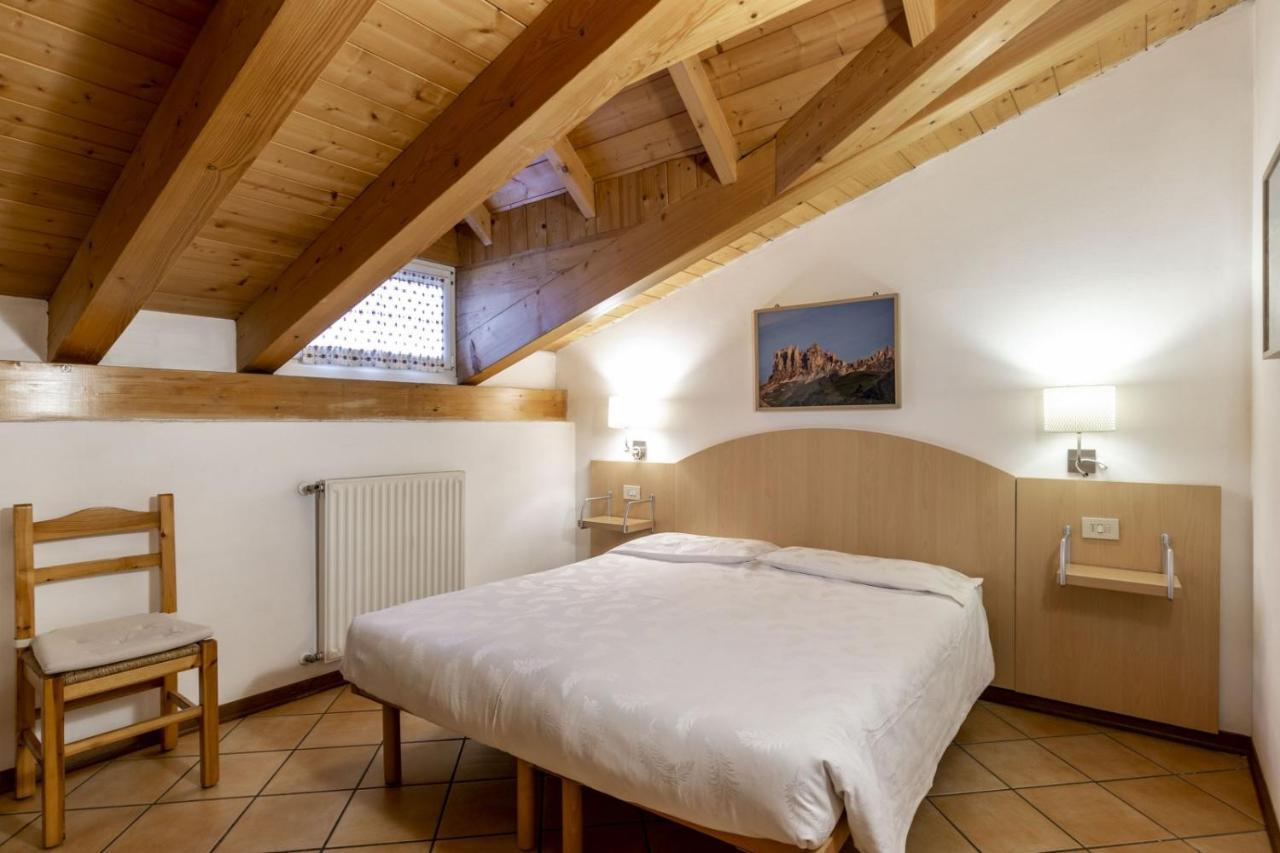 Apartamento Casa Riz Campitello di Fassa Exterior foto