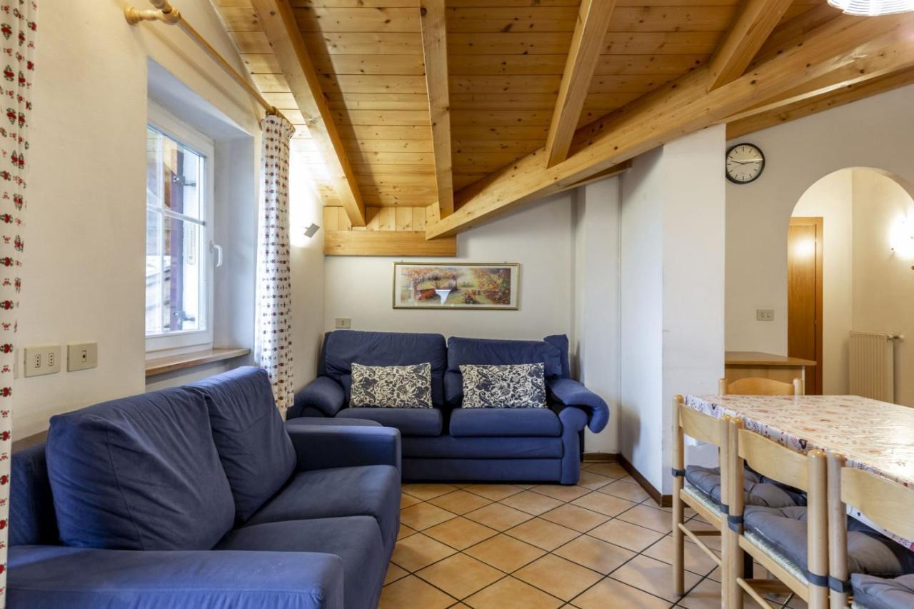 Apartamento Casa Riz Campitello di Fassa Exterior foto