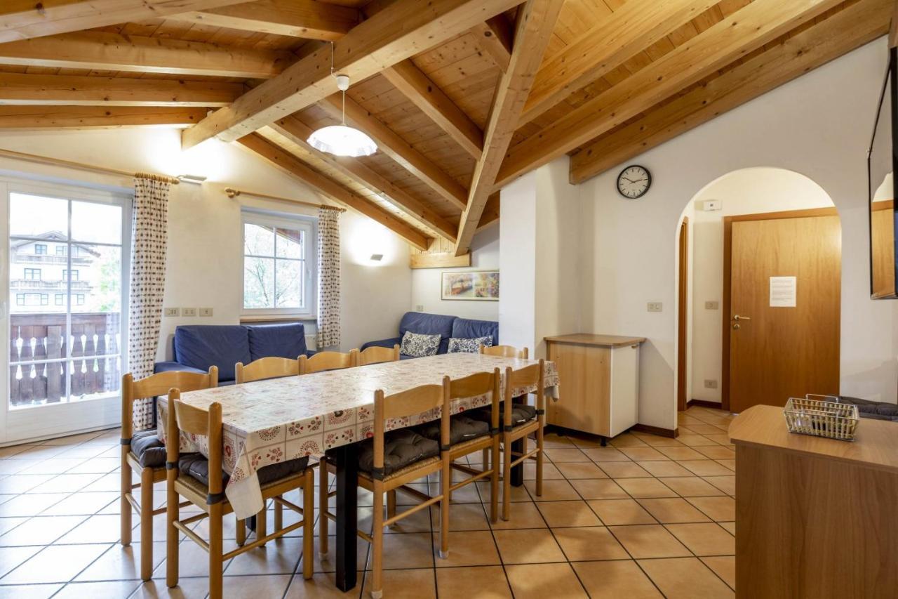 Apartamento Casa Riz Campitello di Fassa Exterior foto