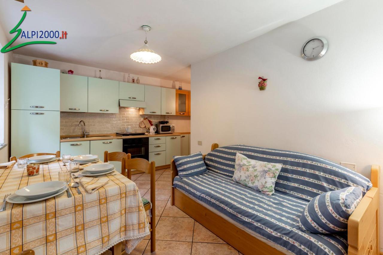 Apartamento Casa Riz Campitello di Fassa Exterior foto